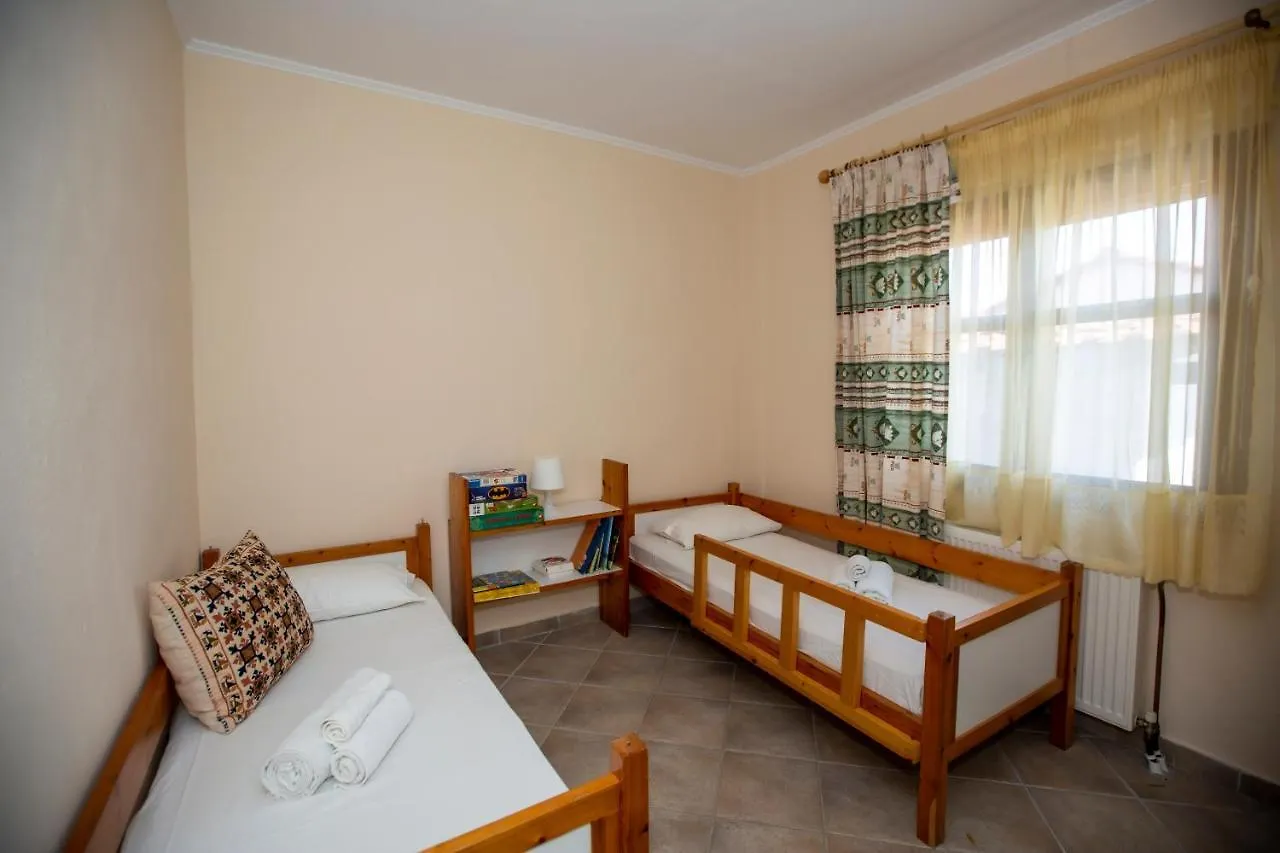 Traditional Beach House Sozopoli 0*,